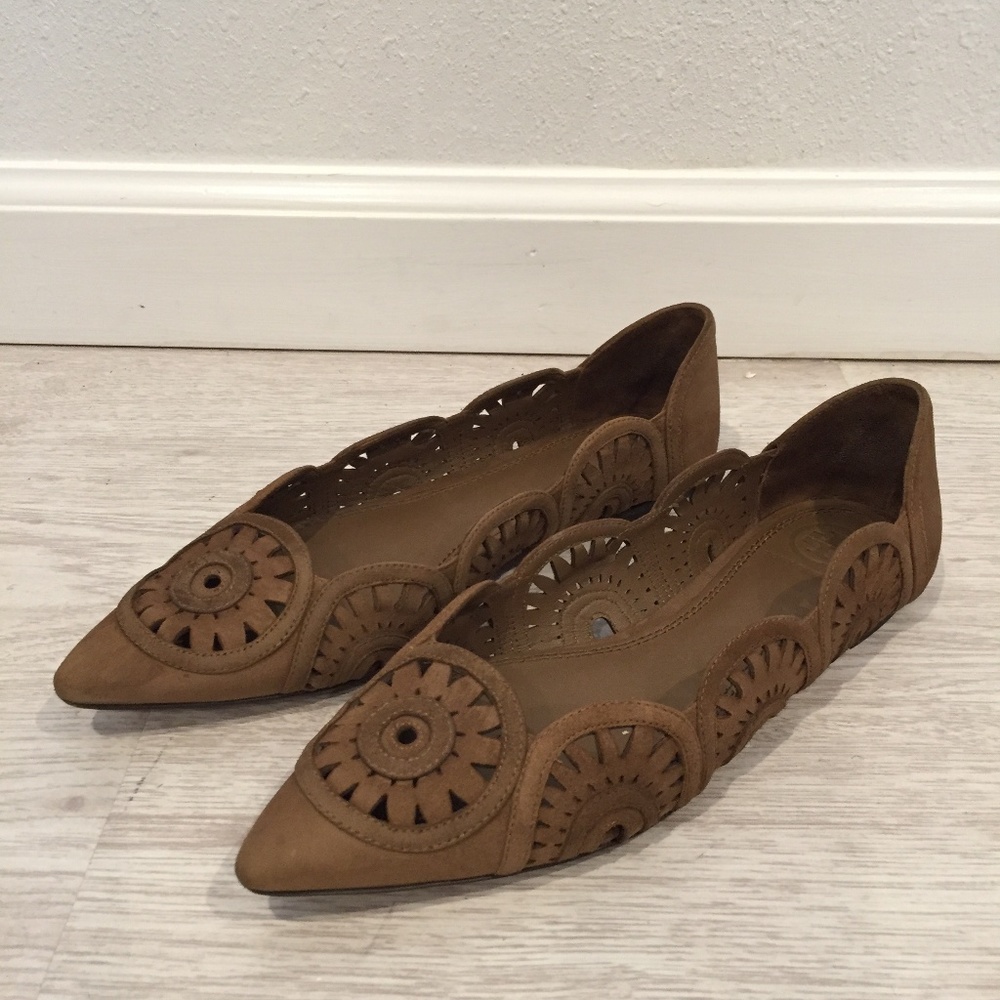 Tory Burch Suede Pointed Toe Flats Size 6.5